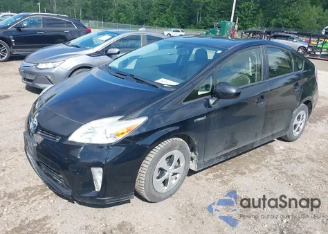 2015 Toyota Prius Four z USA, uszkodzony, nr VIN JTDKN3DU0F1872321